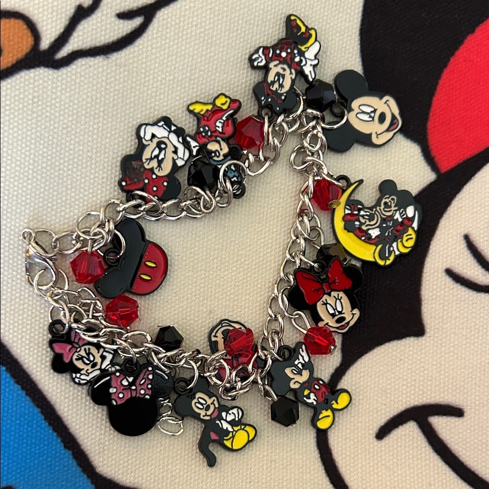 6 item Disney, Minnie Mouse bundle - Picture 4 of 11